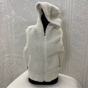 SWEATER PROJECT Women's Sherpa Vest Sz XL Bone Warm Cozy Winter Neutral Capsule